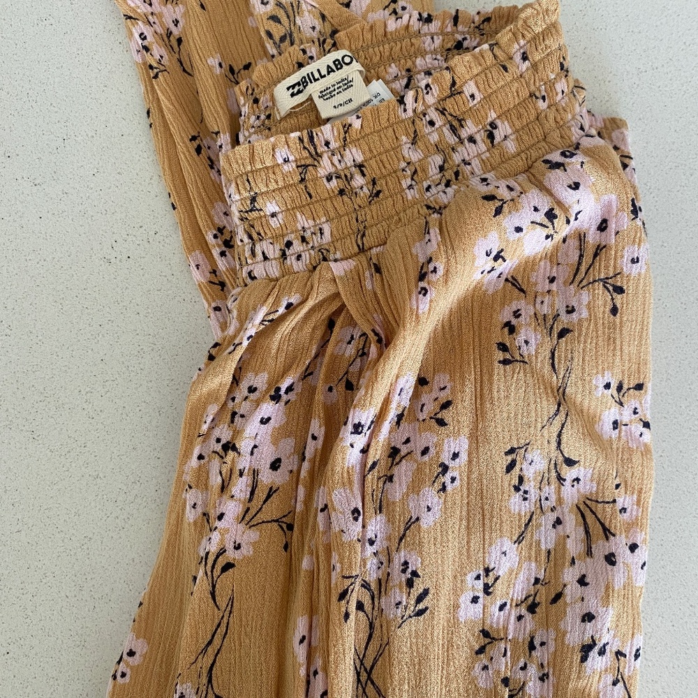 Floral Billabong capris